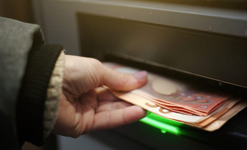 Welche Karten der Postbank eignen sich am besten für das Ausland?