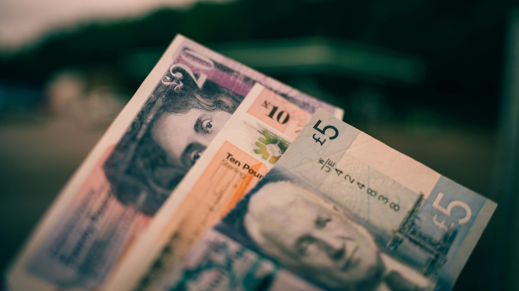 curs-valutar-lira-sterlina