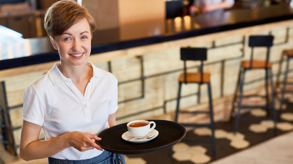 Сезонная работа в Польше: где искать и какие нужны документы