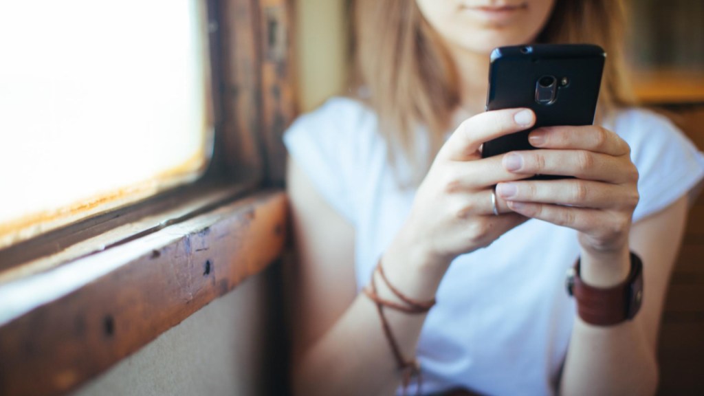 Просроченный паспорт за границей