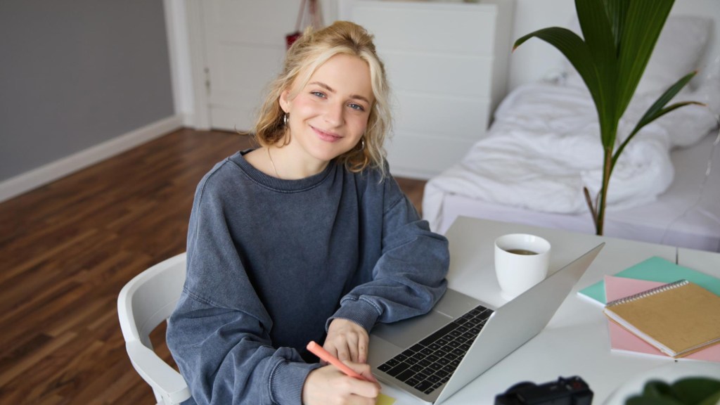 Фріланс для українців за кордоном: з чого почати та де шукати клієнтів